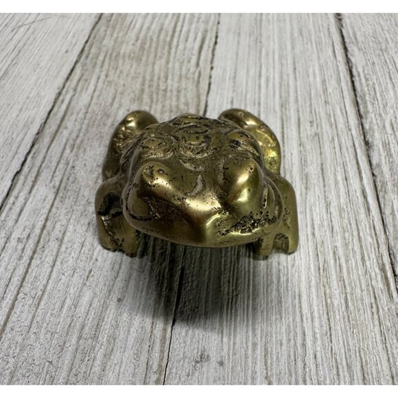 Vintage Brass Oriental Frog with Spots Paperweight Statue 1.5" Long Home Decor - Picture 1 of 8